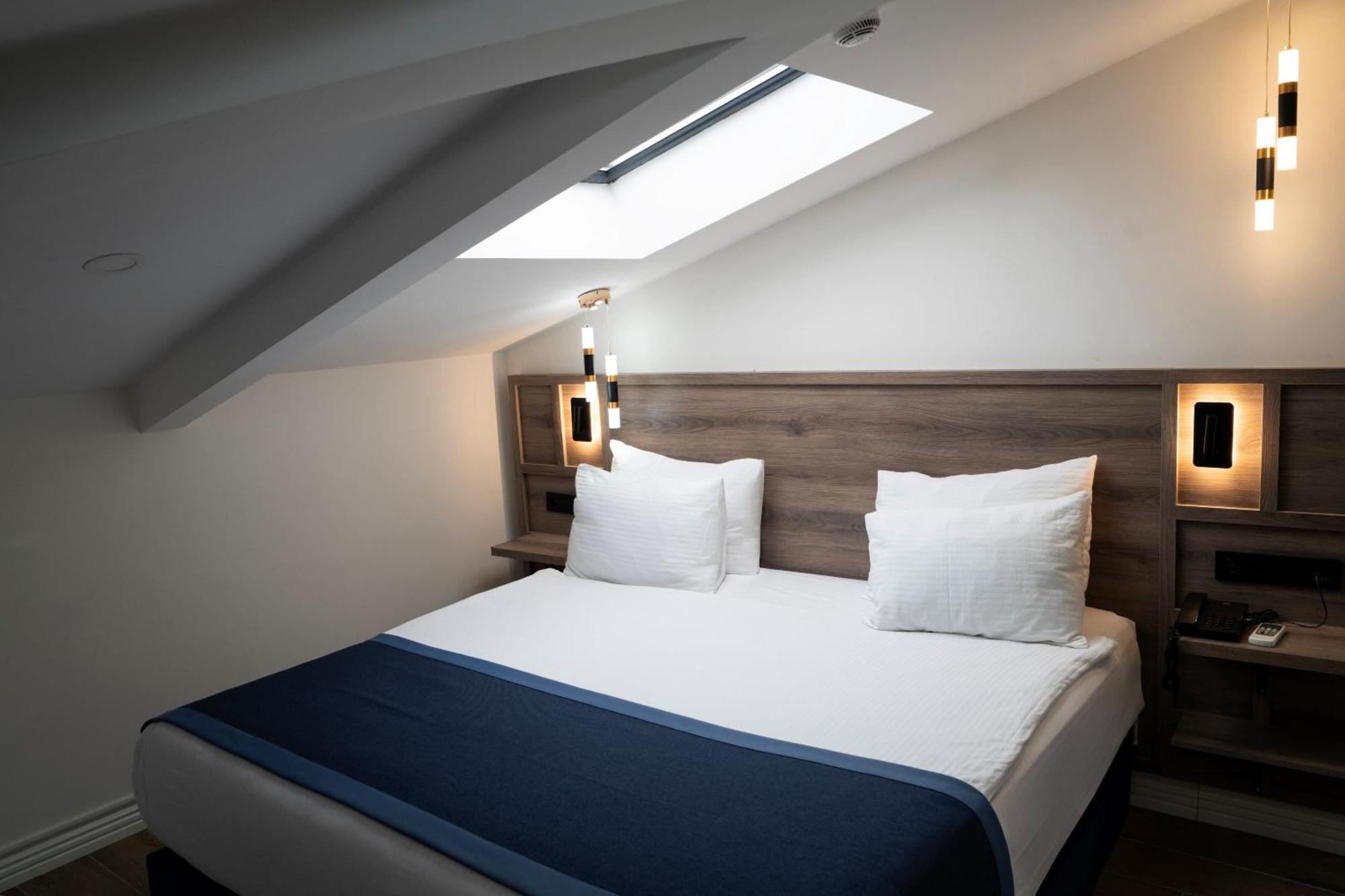 Отель Mona Bosphorus 4*