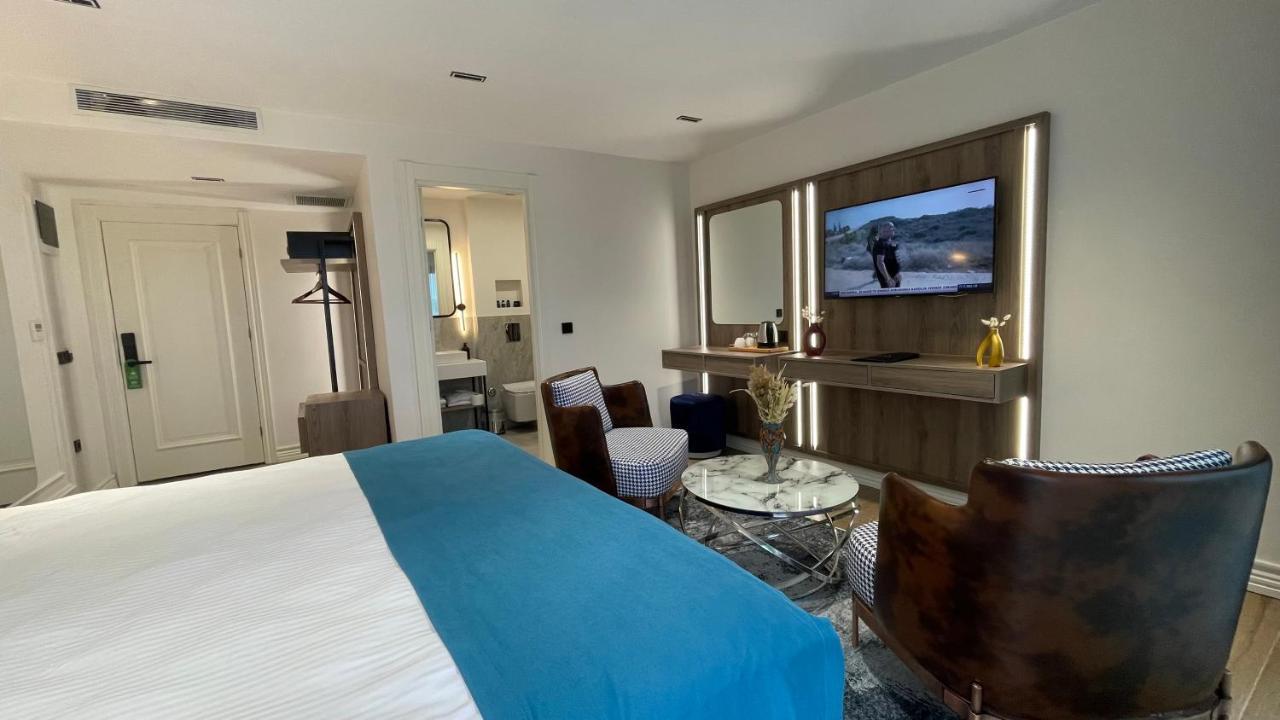 Mona Bosphorus 4*
